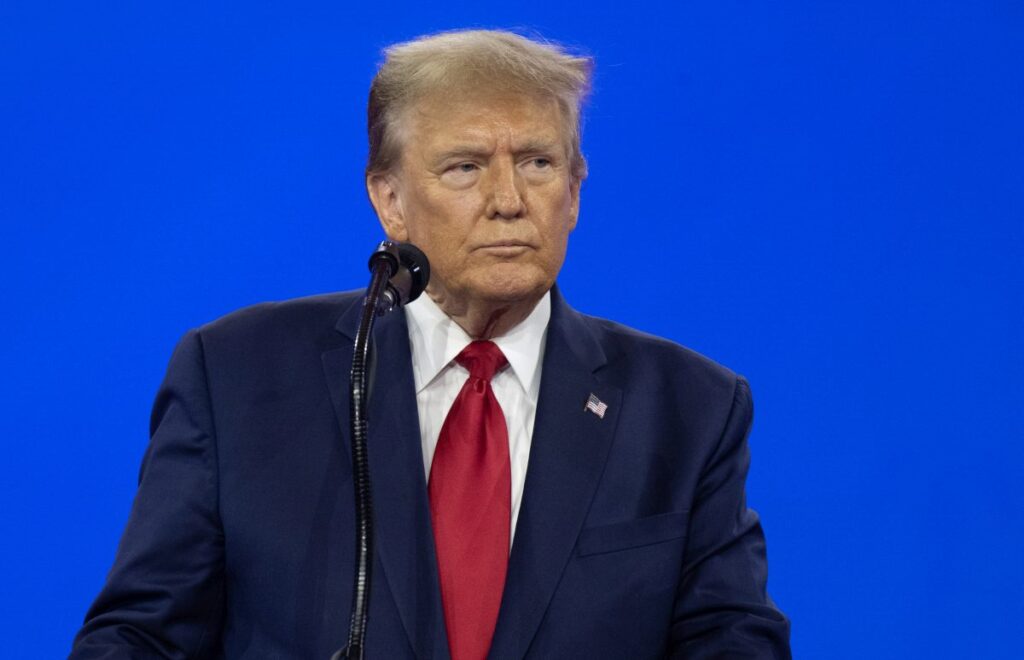 Trump “Trasferite aziende negli Stati Uniti, zero dazi”