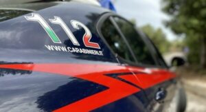 Auto dei Carabinieri scritta 112